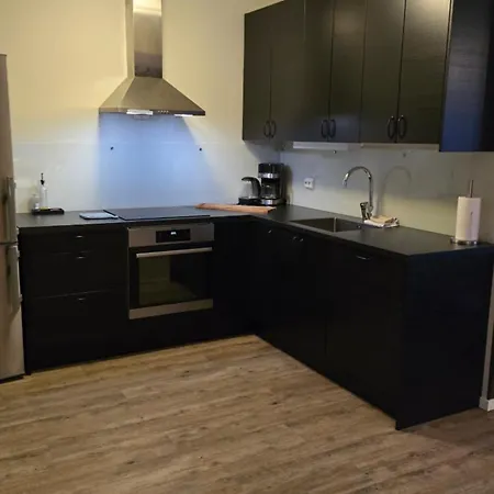 Hemmingodden Lodge *