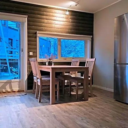 山林小屋 Hemmingodden
